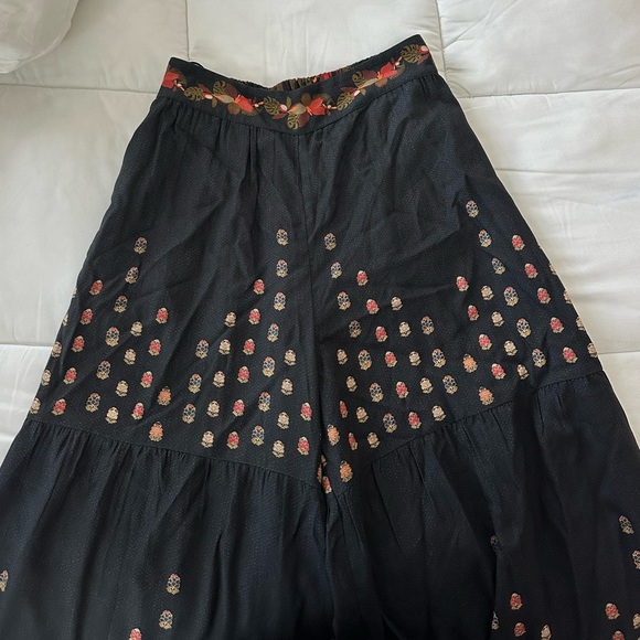 Ranna Gill Black wide leg pants with Orange and Red Floral Design - Picture 3 of 6